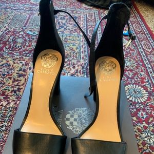 Brand New Vince Camuto